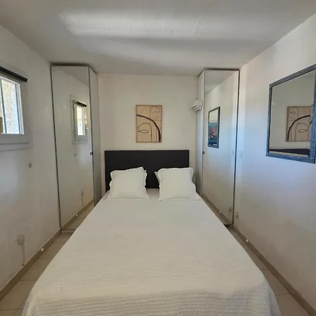 Bright With Golf Course View Apartament
